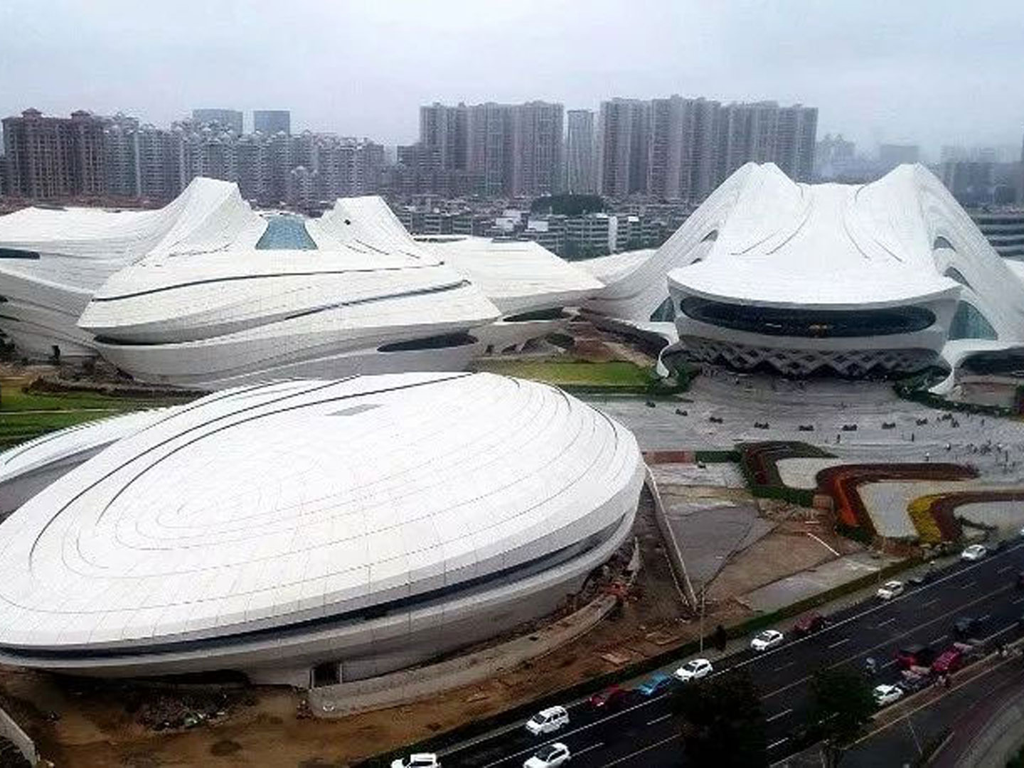 梅溪湖国际文化艺术中心内墙选用